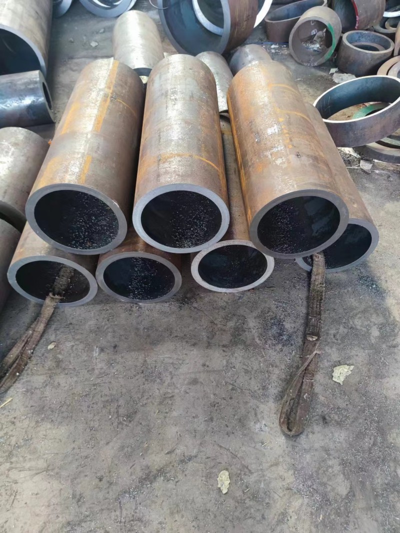 建德建德建德12Cr1MovG无缝钢管切割