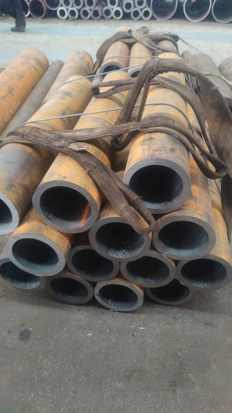 建德建德建德15CrMoG无缝钢管切割